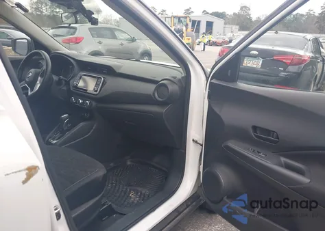 2022 Nissan Kicks S Xtronic Cvt z USA, uszkodzony, nr VIN 3N1CP5BV5NL528550